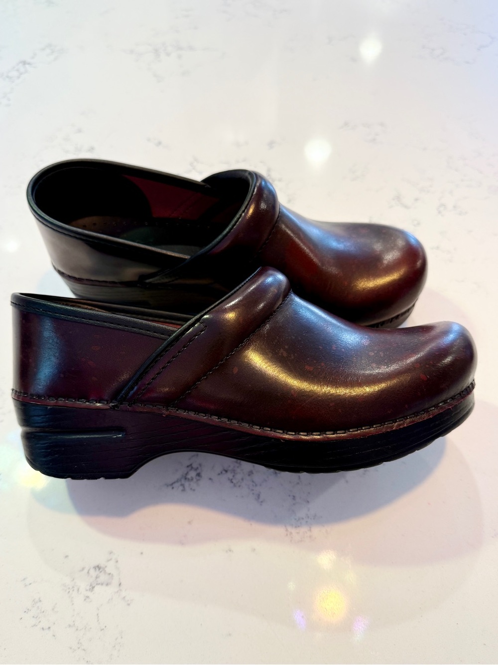 Dansko Professional clog red cordovan leather 39 8.5